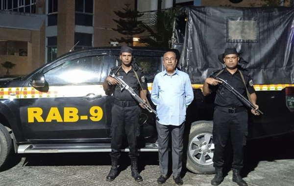 ওয়ার্ড আ.লীগের সভাপতি সাবেক সিসিক কাউন্সিলর মোস্তাক গ্রেপ্তার