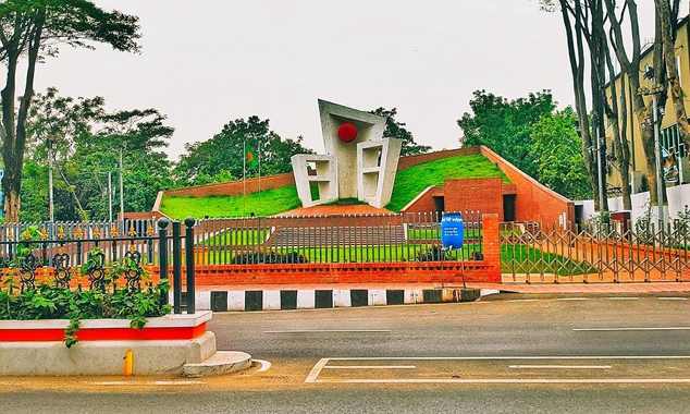 ভাষা শহীদের শ্রদ্ধা জানাতে প্রস্তুত সিলেট