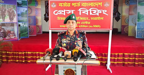 মৌলভীবাজারে বিজিবির সেক্টর পর্যায়ে প্রেস ব্রিফিং, সীমান্ত ৭ কোটি টাকার চোরাই পণ্য আটক