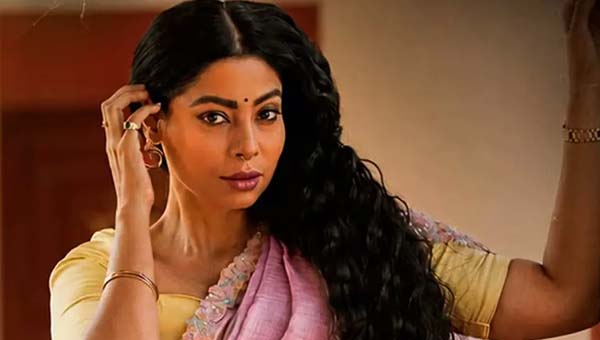 &lsquo;জরিনা&rsquo; চরিত্রে অভিনয়ের পর অশালীন প্রস্তাবে অতিষ্ঠ অভিনেত্রী