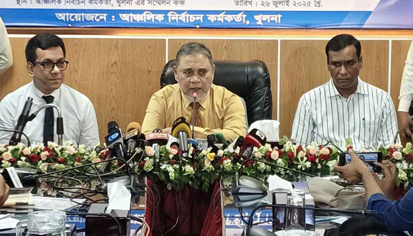 আগামী নির্বাচনে অস্ত্রের চেয়েও যে ভয়াবহ হুমকির কথা জানালেন সিইসি