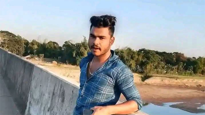 কুলাউড়া সীমান্তে বিএসএফের গুলিতে নিহত মুজিবুরের লাশ হস্তান্তর