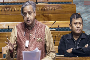‘নীতিগত অবস্থান পুনর্মূল্যায়ন’ না করলে ঢাকায় প্রাসঙ্গিকতা হারাতে পারে ভারত