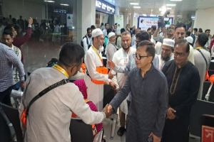 সিলেট থেকে মদিনা গেলো প্রথম হজ ফ্লাইট