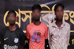 মাধবপুরে ৫০ কেজি গাঁজাসহ তিনজন আটক মাধবপুরে ৫০ কেজি গাঁজাসহ তিনজন আটক