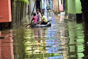 সিলেটের ৭ উপজেলায় ৫ লাখ ৩৩ হাজার মানুষ পানিবন্দি