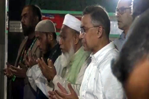 শাহপরাণের মাজার জিয়ারত করলেন তারেক রহমান