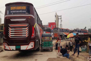 প্রশাসনের আশ্বাসে হবিগঞ্জের পরিবহন ধর্মঘট স্থগিত, বাস চলাচল স্বাভাবিক প্রশাসনের আশ্বাসে হবিগঞ্জের পরিবহন ধর্মঘট স্থগিত, বাস চলাচল স্বাভাবিক