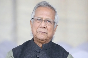 দেশে ফিরলেন ড. ইউনূস