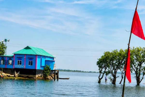 টাঙ্গুয়ার হাওর রক্ষায় প্রবেশপথে লাল নিশান, হাউসবোটে ৬ নির্দেশনা টাঙ্গুয়ার হাওর রক্ষায় প্রবেশপথে লাল নিশান, হাউসবোটে ৬ নির্দেশনা