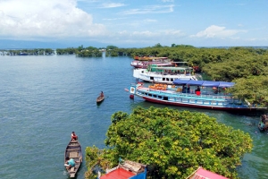 টাঙ্গুয়ার হাওরে পর্যটকবাহী হাউসবোট প্রবেশ নিষিদ্ধ