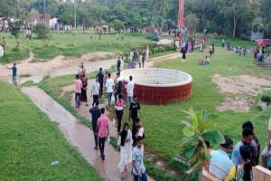 পর্যটকদের পদচারণায় মুখরিত মৌলভীবাজার