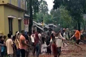 হবিগঞ্জে দুই শিশুর ঝগড়াকে কেন্দ্র করে দুই গ্রামবাসীর সংঘর্ষ, আহত অর্ধশতাধিক হবিগঞ্জে দুই শিশুর ঝগড়াকে কেন্দ্র করে দুই গ্রামবাসীর সংঘর্ষ, আহত অর্ধশতাধিক