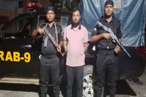 বন্দরবাজারে গ্রেফতার হলেন কানাইঘাট আ.লীগের নেতা