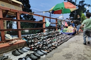 ক্বীনব্রিজ না হাঁটবাজার?