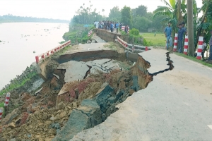 বালাগঞ্জ-শেরপুর সড়ক নদীগর্ভে, এলাকাবাসীর ভোগান্তি
