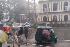 ২৪ ঘণ্টায় সিলেটে ৪০৫ মিলিমিটার বৃষ্টিপাত