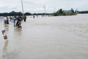 টানা বৃষ্টিতে বন্যার শঙ্কা টানা বৃষ্টিতে বন্যার শঙ্কা