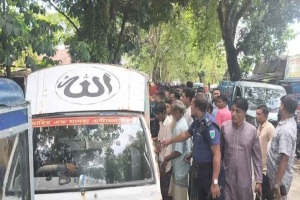 চুরির অভিযোগে সালিশ, পরদিন ঘরের বারান্দায় যুবকের ঝুলন্ত মরদেহ চুরির অভিযোগে সালিশ, পরদিন ঘরের বারান্দায় যুবকের ঝুলন্ত মরদেহ