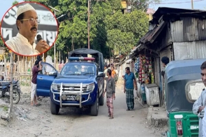 জুড়ীতে নানকের খোঁজে তল্লাশি পুলিশ-ছাত্র জনতা