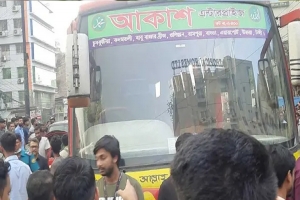 ঢাকায় বাস চাপায় শাবি শিক্ষার্থীর মৃত্যু