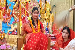 হবিগঞ্জে ১০ বছর বয়সী কৃত্তিকাকে দেবীজ্ঞানে কুমারী পূজা হবিগঞ্জে ১০ বছর বয়সী কৃত্তিকাকে দেবীজ্ঞানে কুমারী পূজা