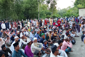পবিত্র ঈদে মিলাদুন্নবী (সা.) উপলক্ষে আন্দিউড়ায় জশনে জুলুস ও বর্ণাঢ্য র্যালি পবিত্র ঈদে মিলাদুন্নবী (সা.) উপলক্ষে আন্দিউড়ায় জশনে জুলুস ও বর্ণাঢ্য র্যালি