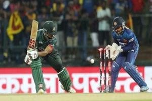 টপঅর্ডার আক্ষেপে পুড়লো বাংলাদেশ