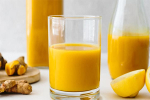 ঘরে যেভাবে বানাবেন টার্মারিক বুস্টার