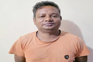 ছাত্রলীগের সাধারণ সম্পাদক গ্রেফতার ছাত্রলীগের সাধারণ সম্পাদক গ্রেফতার