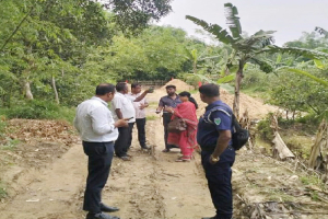 শ্রীমঙ্গলে অবৈধ বালু উত্তোলনে ১০ ট্রাক সিলিকা বালু জব্দ
