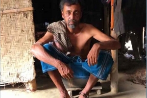 সবজি বিক্রেতার শিকলবন্দি জীবন