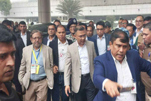 মাকে দেখতে এভারকেয়ারে যাচ্ছেন তারেক রহমান