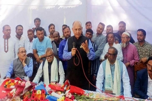 জনগণের দুয়ারে স্বাস্থ্য সেবা পৌঁছে দিতে কাজ করছি : স্বাস্থ্যমন্ত্রী