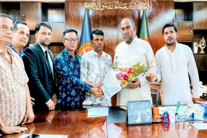 সিসিক প্রশাসক আব্দুল কাইয়ুম চৌধুরীকে বাংলাদেশ পূজা উদযাপন ফ্রন্টের শুভেচ্ছা