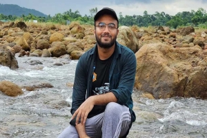 পুলিশের তাড়া স্বপ্ন শেষ করে দেয় শহীদ রুদ্র সেনের