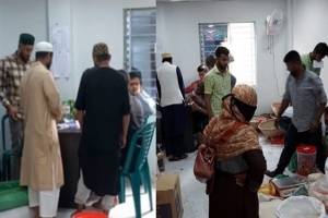 সুনামগঞ্জে সাড়া জাগিয়েছে ‘মনুষ্যত্বের ন্যায্যমূল্যের দোকান’