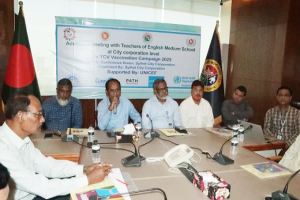 সিসিকের টাইফয়েড টিকাদান ক্যাম্পেইন