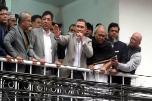 কর্মসূচি না থাকায় নেতাকর্মীদের সড়ক থেকে সরে যেতে বললেন তারেক রহমান
