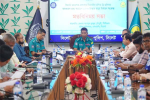 তিনজনের বেশি যাত্রী তোলা সম্পূর্ণ নিষিদ্ধ : আবদুল কুদ্দুছ চৌধুরী