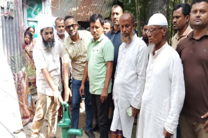 মাধবপুরে অসহায় পরিবারের জন্য ২২৮টি টিউবওয়েল স্থাপন মাধবপুরে অসহায় পরিবারের জন্য ২২৮টি টিউবওয়েল স্থাপন