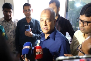 সহিংসতায় জড়িত কাউকেই ছাড় দেওয়া হবে না : স্বরাষ্ট্র উপদেষ্টা