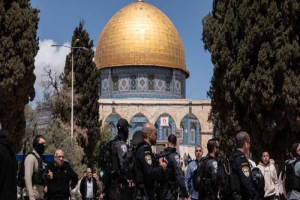 আল-আকসা থেকে ৩ মুসল্লি ‘আটক’, ‘অজ্ঞাত স্থানে’ নিয়ে গেল ইসরাইলি বাহিনী