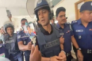 হবিগঞ্জের আদালতে ব্যারিস্টার সুমন