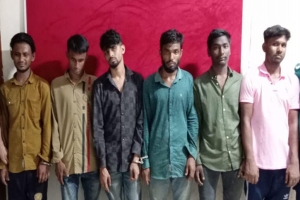 কাস্টঘর এলাকায় ডাকাতির চেষ্টা, আটক ৬