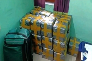 জৈন্তাপুরে ভারতীয় চকলেট সহ আটক ১