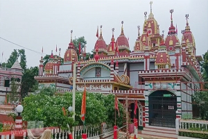 দেড়শ বছরের ঐতিহ্যবাহী দুর্গোৎসব কাদিপুরে