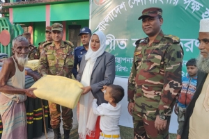 দোয়ারাবাজারে সেনাবাহিনীর শীতবস্ত্র বিতরণ