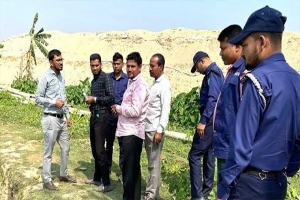 কুলাউড়ায় অবৈধভাবে বালু উত্তোলন, ঠিকাদারি প্রতিষ্ঠানকে জরিমানা
