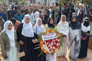  ভাষা শহীদদের প্রতি সিলেট জেলা মহিলা দলের শ্রদ্ধা নিবেদন